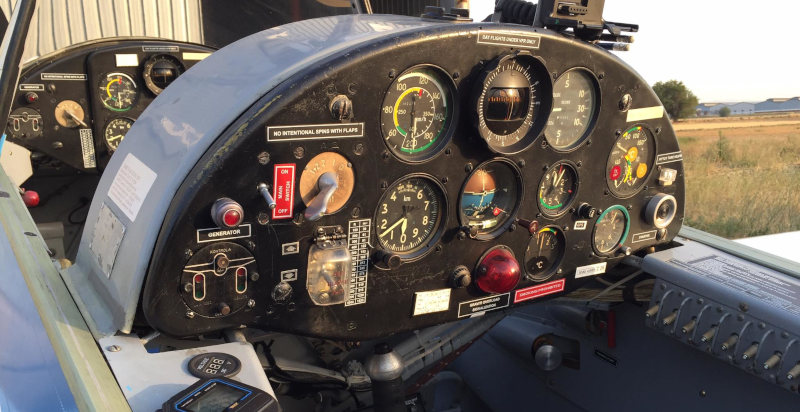 Cabina di pilotaggio di un autogiro