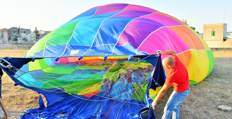 Volo in mongolfiera in Basilicata sui Calanchi Lucani