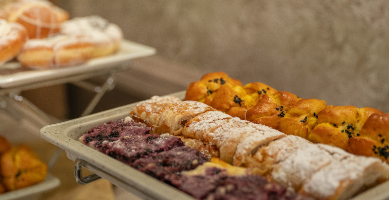 Buffet di dolci per la colazione all'Hotel Savoy a Franzensbad