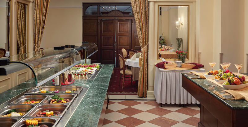 Ricco buffet colazione Parkhotel Humboldt a Karlovy Vary