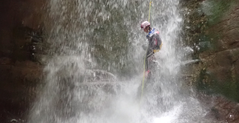 Avventura outdoor tra rocce e acqua nel Vajo dell’Orsa