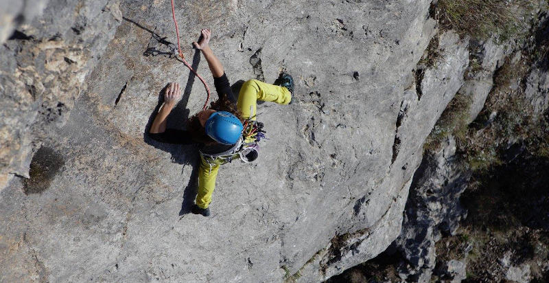 Esperienza di arrampicata con guida alpina sulla Costiera Amalfitana