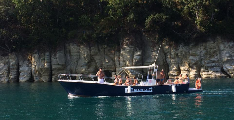 Uscita in barca ad Agropoli con vista sulla costa cilentana