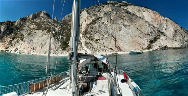 Barca a vela con partenza dal Porto di Santa Marina di Leuca, Salento