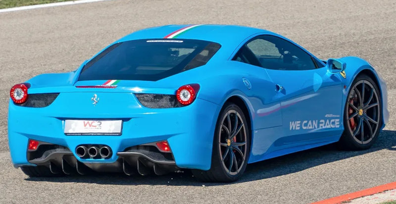 Ferrari 458 Italia Binetto sessione di guida sportiva