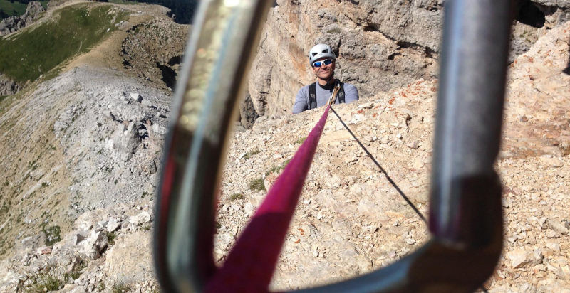 Guida alla Ferrata delle Aquile: un'avventura verticale nel Trentino