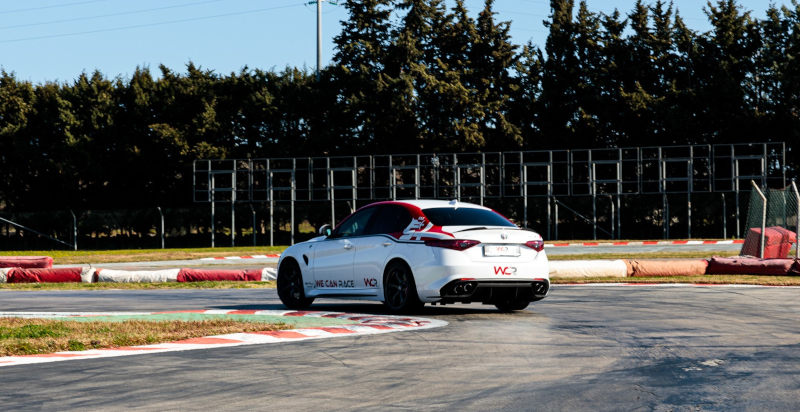 Guidare Alfa Giulia Quadrifoglio pista Mores Sardegna