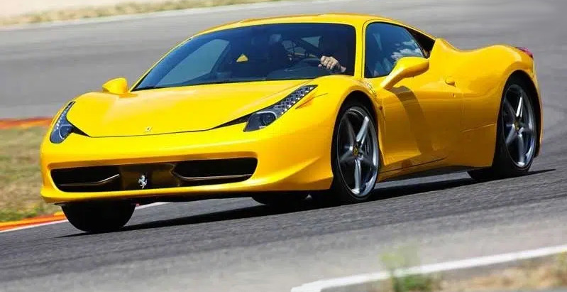 Giro in Ferrari per bambini pista Agrigento
