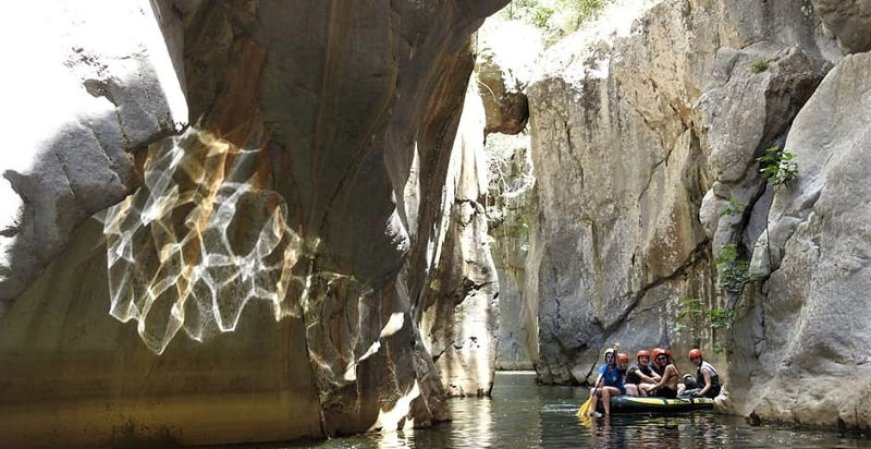 gole-di-tiberio-escursione-fiume