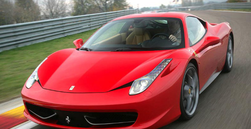 esperienza di guida con Ferrari 458 Italia a Bari