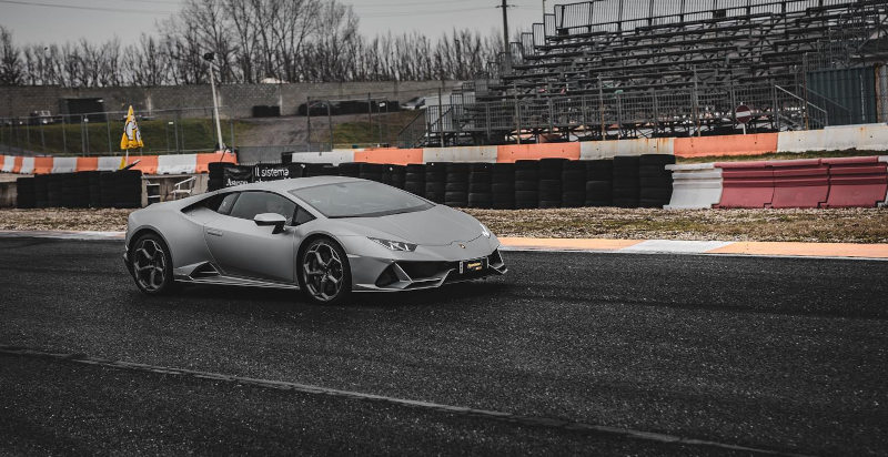 Guidare Lamborghini Latina Roma