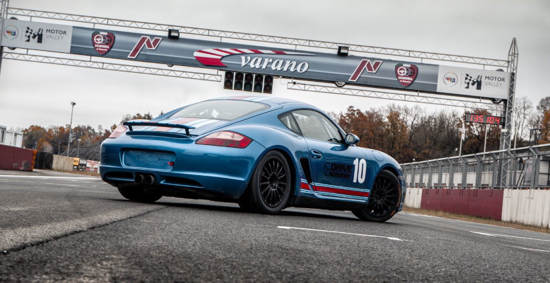 Guidare una Porsche in pista sul circuito di Lombardore