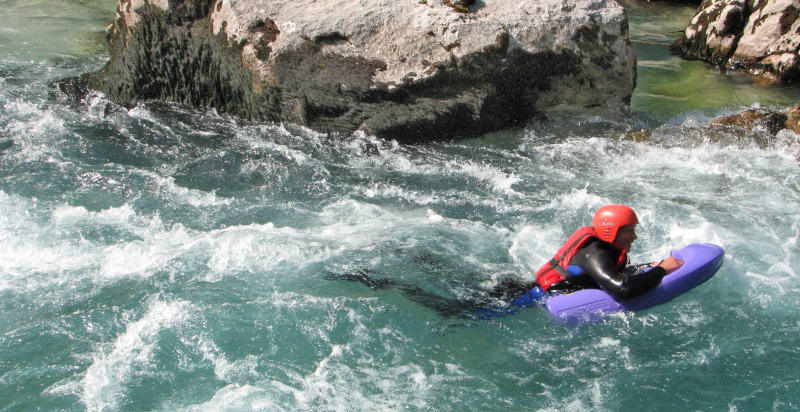 Discesa hydrospeed in Valle d'Aosta sulla Dora Baltea