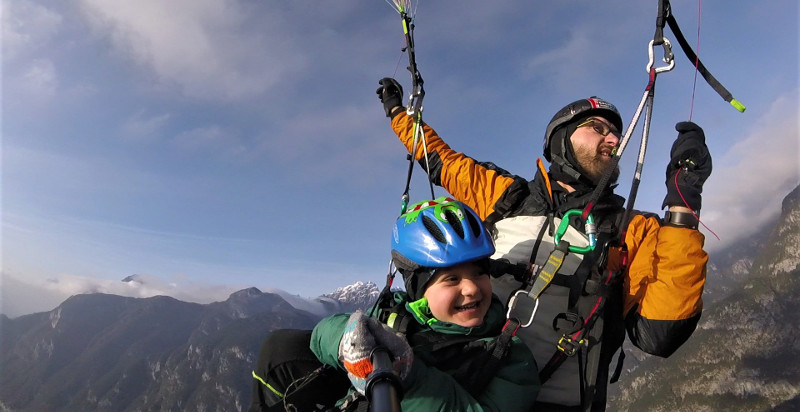 Hike & Fly sull'Altopiano del Montasio Udine: Volo e Escursione