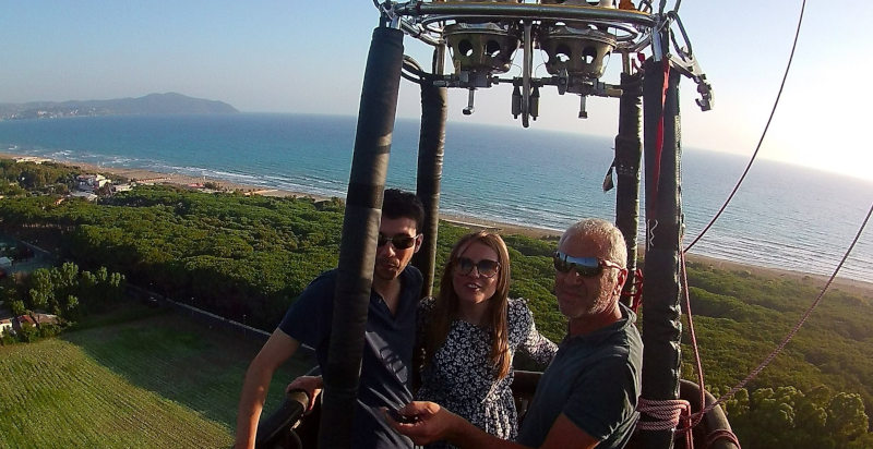 Panorama della Piana del Sele durante un volo in mongolfiera a Paestum