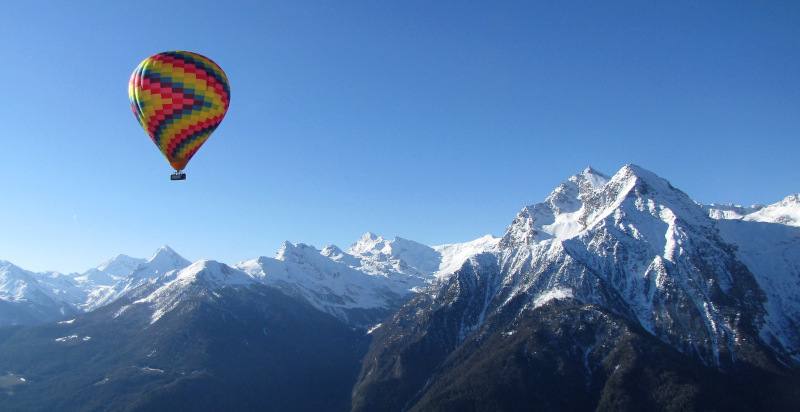 Viaggio indimenticabile in mongolfiera sopra la Valle d’Aosta