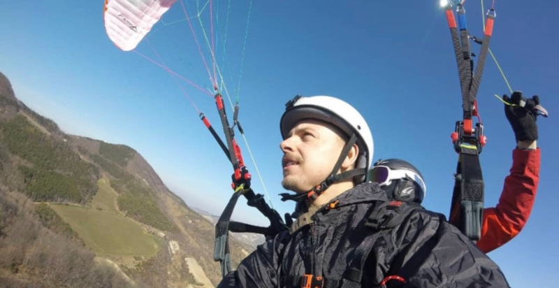 Volo parapendio modena
