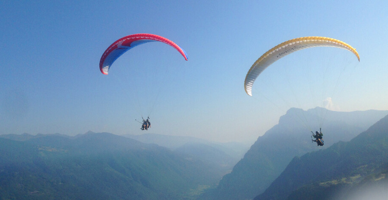 Parapendio tandem lago di Idro