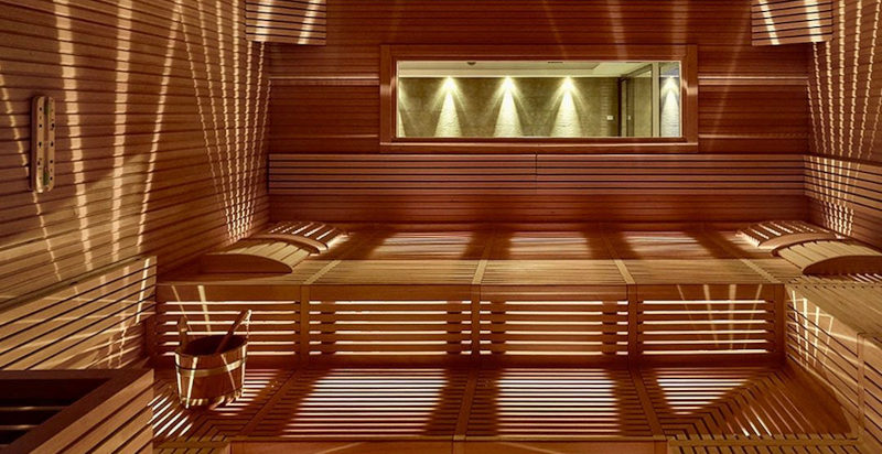 Cabina sauna finlandese ad uso esclusivo inclusa nel percorso benessere ad Arco
