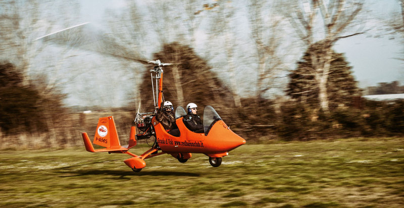 Pilotaggio autogiro da Salto di Fondi con vista panoramica