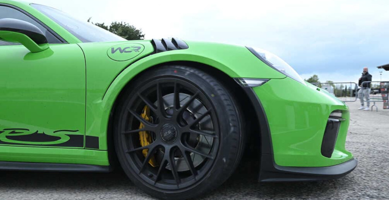 Porsche 911 GT3 RS su tracciato Airola - Contrada Padula, Italia