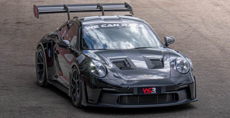 Esperienza di guida Porsche circuito Ugento