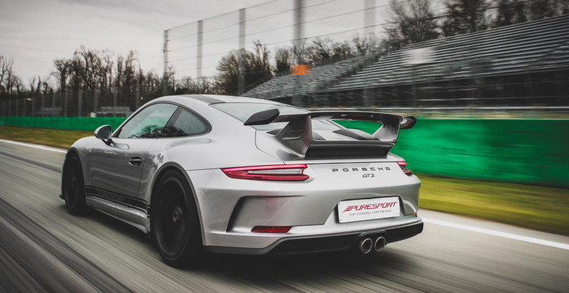 Guidare una Porsche 911 GT3 sul circuito di Vallelunga