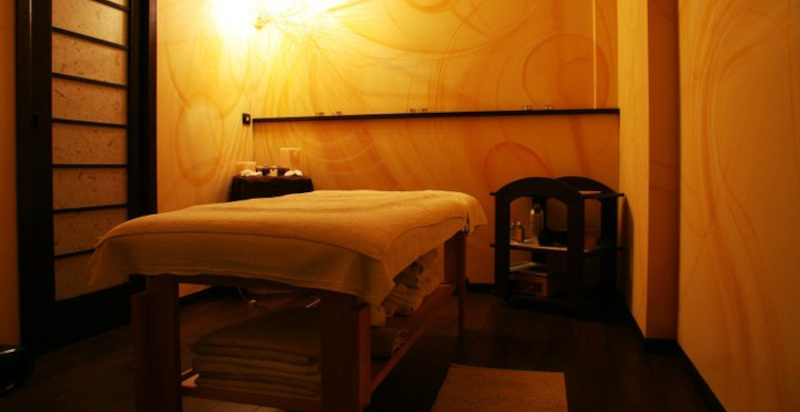Relax di coppia con massaggio a Bergamo per momenti speciali