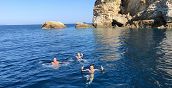 Bagno durante un'uscita in barca ad Agropoli