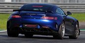 Mercedes-AMG T-R PRO affronta una curva a Vairano
