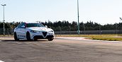 Esperienza di guida Alfa Romeo Giulia Quadrifoglio in pista a Pergusa