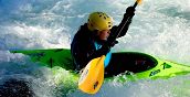Imparare kayak Lucca con istruttore sul fiume