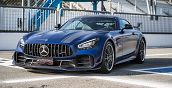 Vista frontale della Mercedes AMG T-R PRO sulla pista di Imola