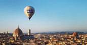 Firenze vista dall'alto da una mongolfiera