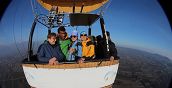 Emozione del volo in mongolfiera all'alba