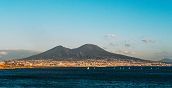 Scorcio suggestivo di Napoli, parte integrante del gioco escape all’aperto