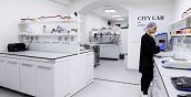 Processo di creazione del fondotinta su misura a Milano