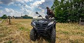 Esperienza di quad e falconeria a Sulbiate tra natura e avventura
