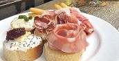 Aperitivo con tartine - Tradizione veronese