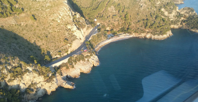 Autogiro a Salto di Fondi: vista sulla costa laziale