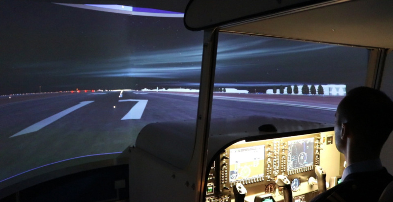 simulatore di volo avanzato a Varese