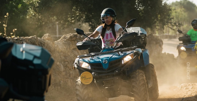 Escursione in quad Monopoli con aperitivo e sosta bagno