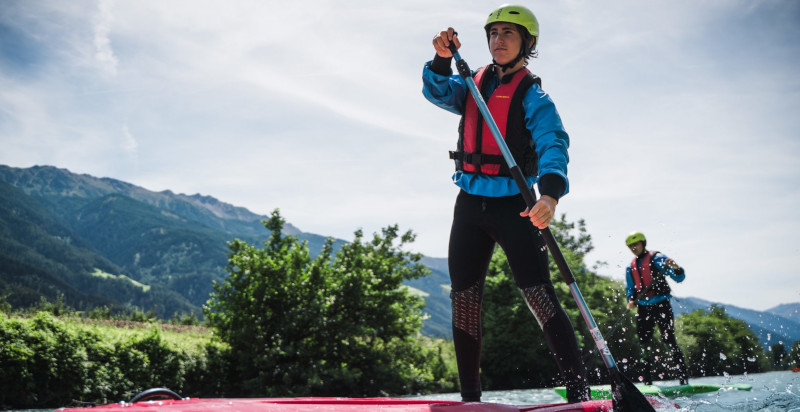 esperienza outdoor in SUP sul fiume Adige