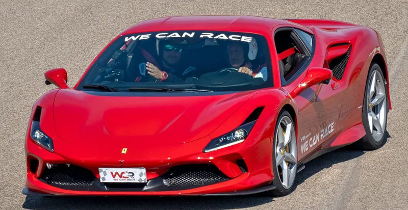 Supercar Ferrari F8 Tributo Autodromo del Levante Binetto Bari Puglia