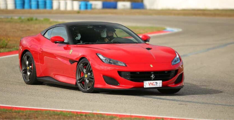 Guidare una Ferrari Portofino circuito di Mores Sassari