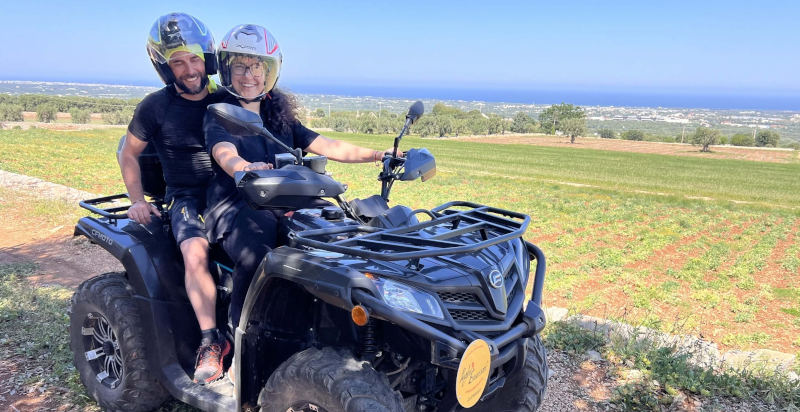 Tour guidato in quad a Monopoli tra le colline ed il mare