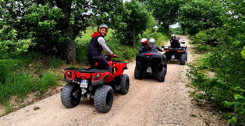 Percorso fuoristrada in quad tra le bellezze umbre