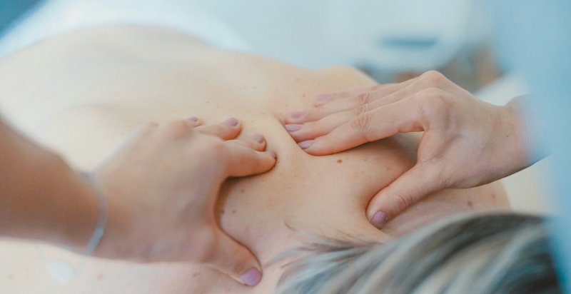 Massaggio rilassante presso Villa Rizzo Resort & Spa vicino a Salerno